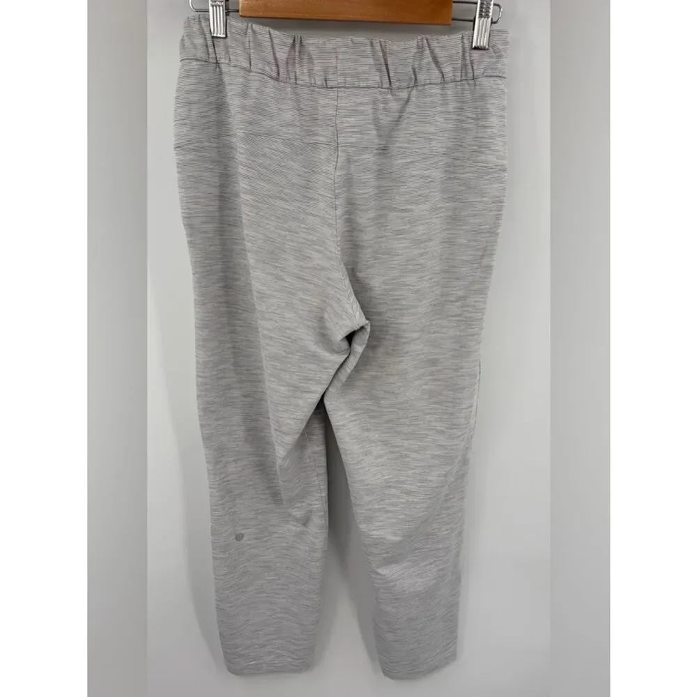 Lululemon on the fly pant light gray 27” women’s 8 athleisure performance